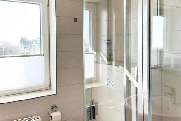 Badezimmer Haus Bräätlun Ferienwohnung Bräätlun 1