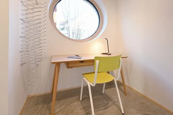  Ferienwohnung Halbinsel52 Wasserburg - Schreibtisch