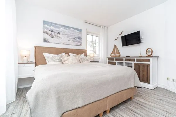 Schlafzimmer mit Doppelbett Parkresidenz am Hafen Wohnung HF 23 - "Viento"