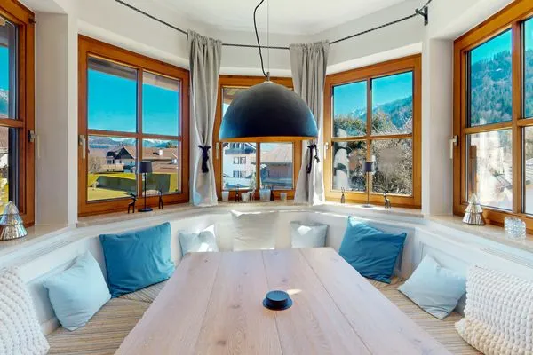 Dekoratives Detail  BergGlanz