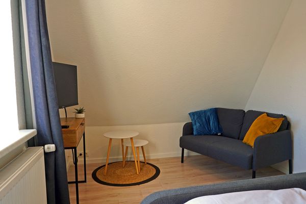  Huus Günter Tönning - Sofaecke mit TV