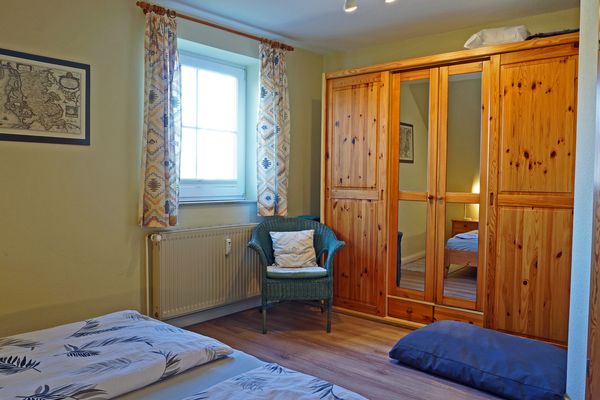  Klein Bö 3 Tönning - Kleiderschrank