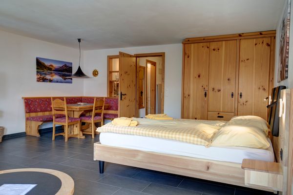 Chesa Munteratsch 1-Zimmerwohnung 306 Typ B Silvaplana - -img.tag.livingroom-