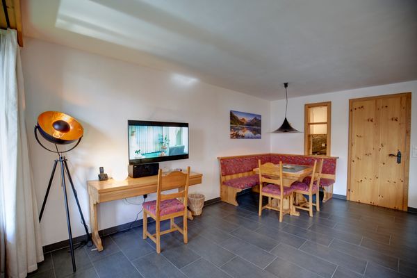 Chesa Munteratsch 1-Zimmerwohnung 306 Typ B Silvaplana - -img.tag.livingroom-