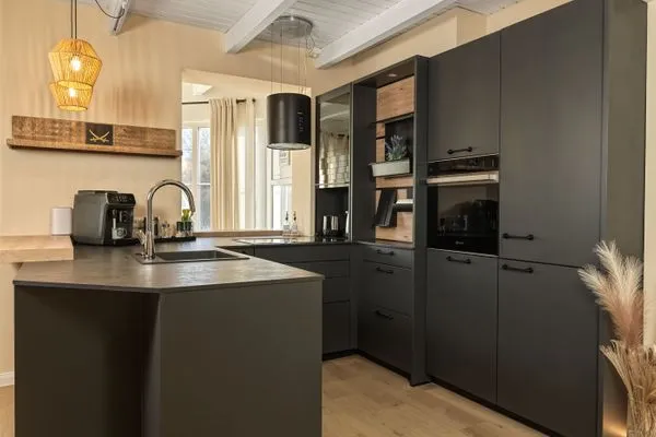 Küche / Küchenzeile FIP Park Poeler Auszeit