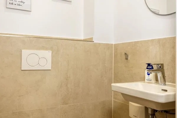 Gäste-WC FIP Park Poeler Auszeit