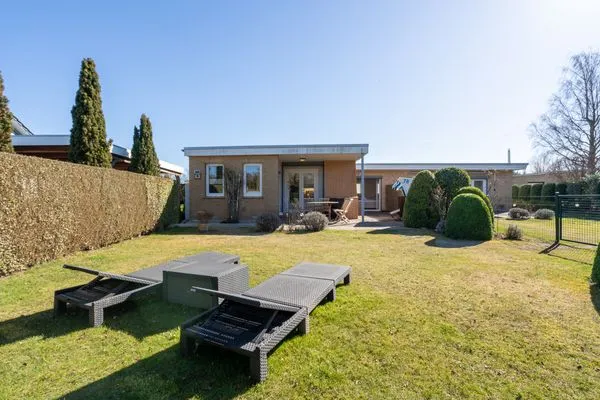   Ferienwohnung mit Garten "Düne 9"