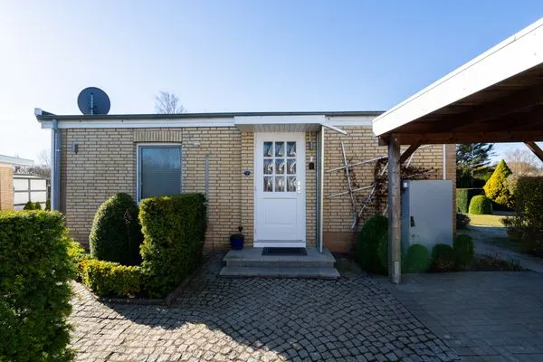   Ferienwohnung mit Garten "Düne 9"