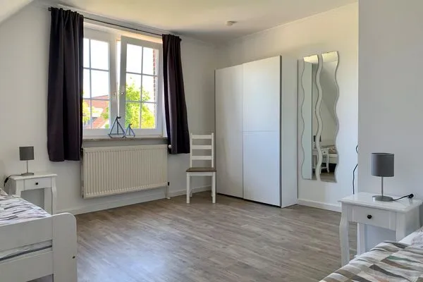 Goldblick-separater Eingang--6  Goldblick-separater Eingang-