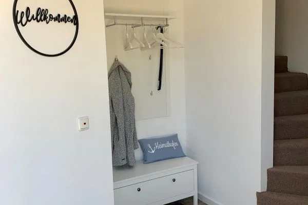 Goldblick-separater Eingang--9  Goldblick-separater Eingang-