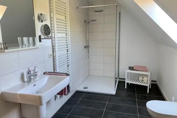 Goldblick-separater Eingang--10  Goldblick-separater Eingang-