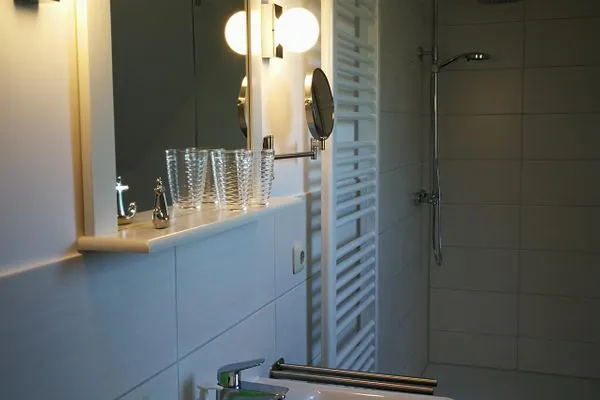 Goldblick-separater Eingang--12  Goldblick-separater Eingang-