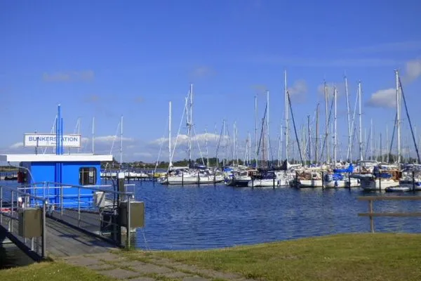 "Strandläufer"/Südstrand 2-110-7  "Strandläufer"/Südstrand 2-110