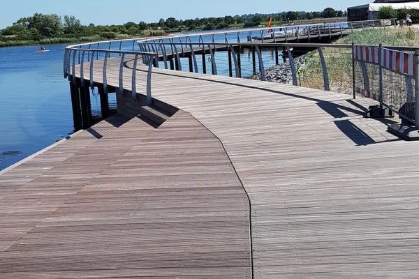 "Strandläufer"/Südstrand 2-110-13  "Strandläufer"/Südstrand 2-110