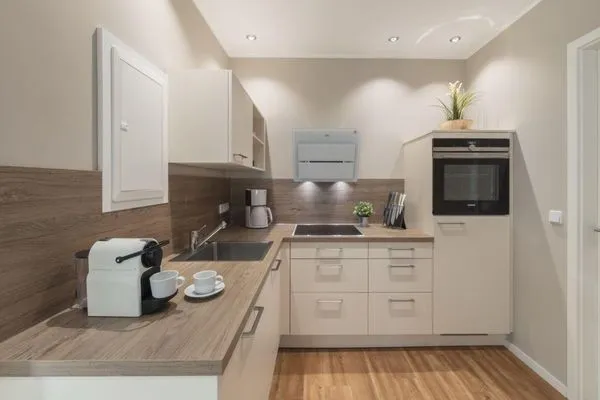 Strandburg "Tiefblau" 01.b-4  Strandburg "Tiefblau" 01.b