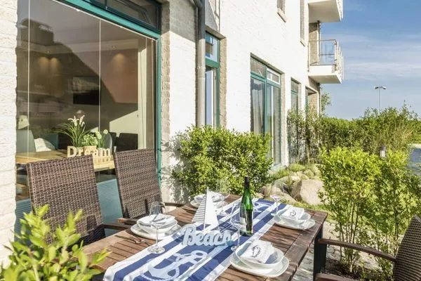 Strandburg "Tiefblau" 01.b-7  Strandburg "Tiefblau" 01.b