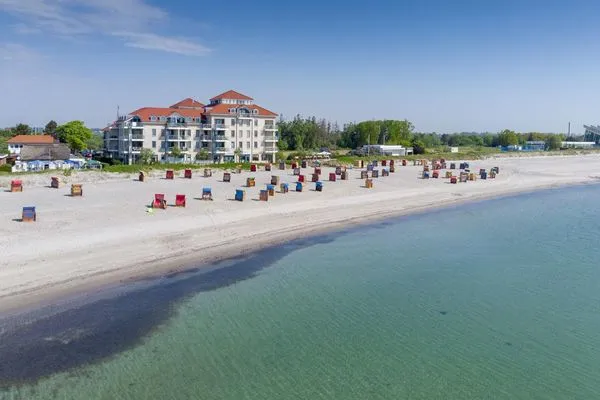 Strandburg "Tiefblau" 01.b-10  Strandburg "Tiefblau" 01.b