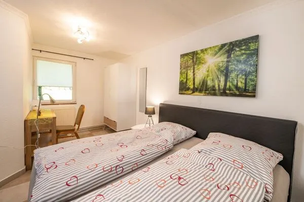 Schlafzimmer mit bequemen Boxspringbetten  Waldpark Krätzersrasen