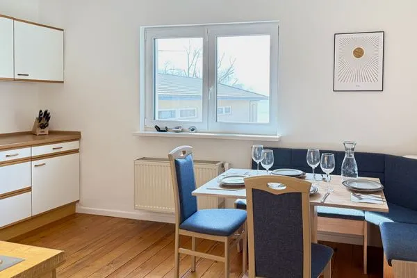  Ferienwohnung Gärtnerhäusle Nonnenhorn - Essbereich