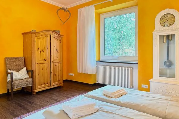 Ferienanlage Seeperle49 Ferienwohnung Seeperle49 Nonnenhorn - Schlafzimmer 2 - Doppelbett