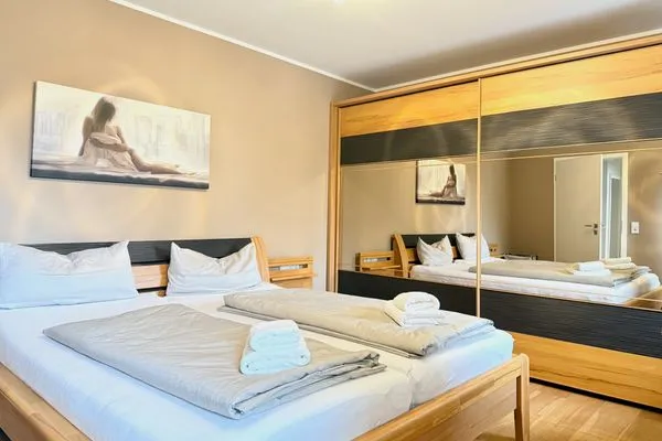  Ferienwohnung Morgensonne Langenargen - Schlafzimmer 2 - Doppelbett