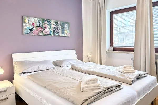  Ferienwohnung Morgensonne Langenargen - Schlafzimmer 2 - Doppelbett