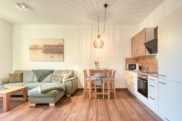 Ferienwohnung SeeBrise Röbel - Esstisch  SeeBrise