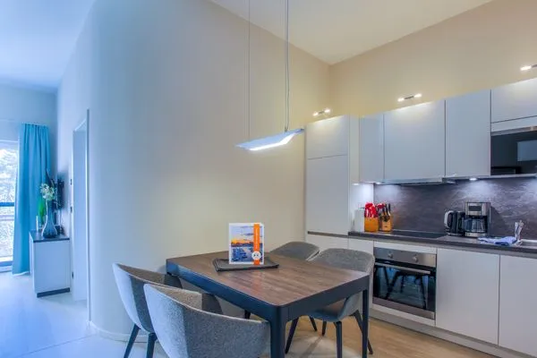 Ferienwohnung Marco Polo Ostseebad Wustrow ZweiWasser Alte Seefahrtschule Essbereich  Marco Polo Suite