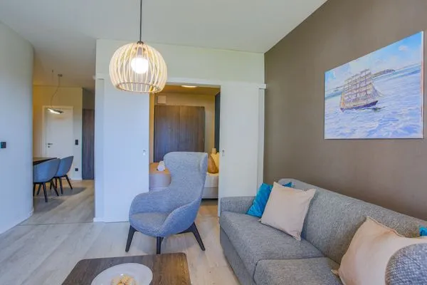 Ferienwohnung Boddenlümmel Ostseebad Wustrow - ZweiWasser Alte Seefahrtschule Wohnzimmer  Boddenlümmel