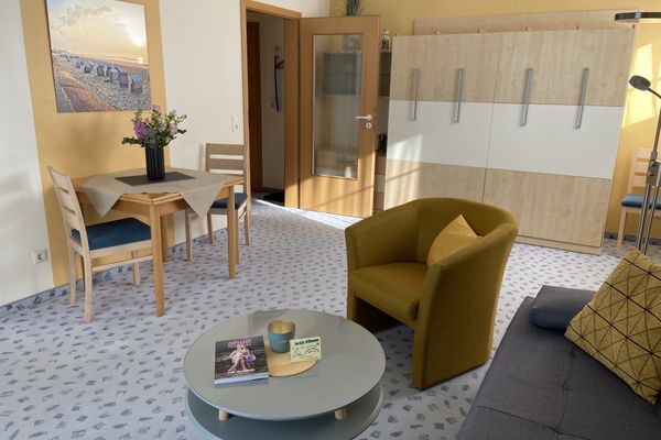  Ferienwohnung Wasserturm Norderney - Wohnzimmer