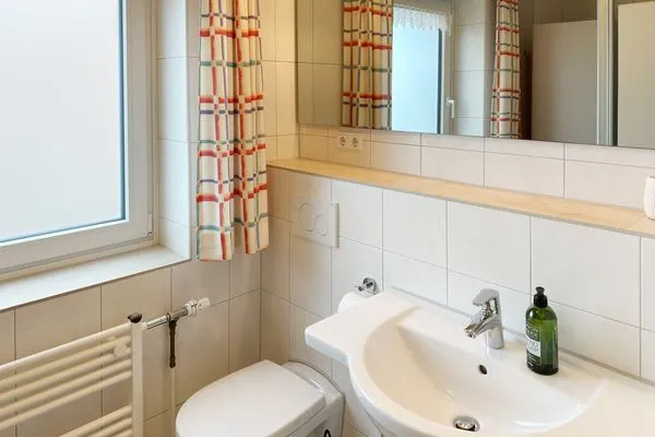 Badezimmer Seeanemone Ferienwohnung "Gerding"
