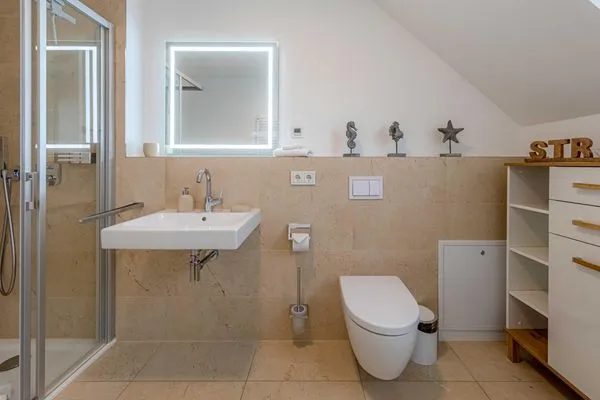 Einfamilienhaus Ostseenest Fuhlendorf - Badezimmer  Ostseenest