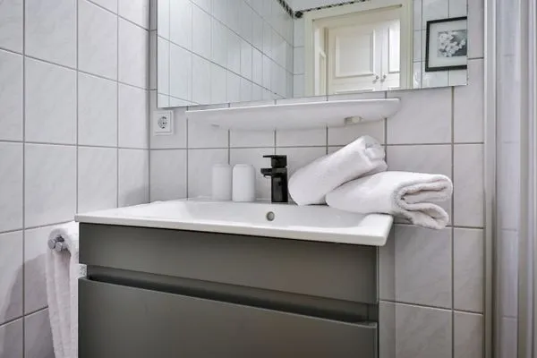 Badezimmer  Kampstr. 9, W5, GB3