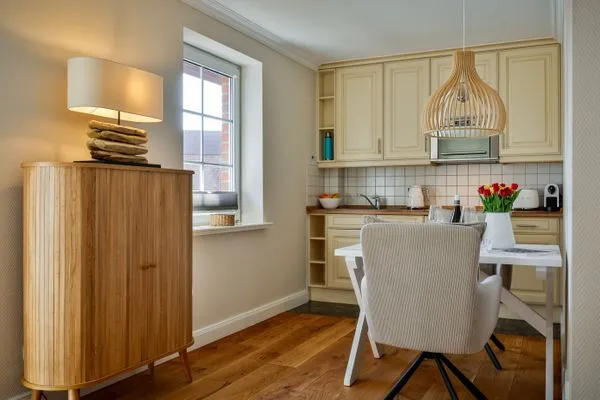 Küche / Küchenzeile  Kampstr. 9, W5, GB3