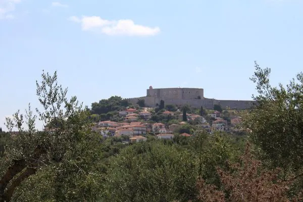 Chlemoutsi Castle