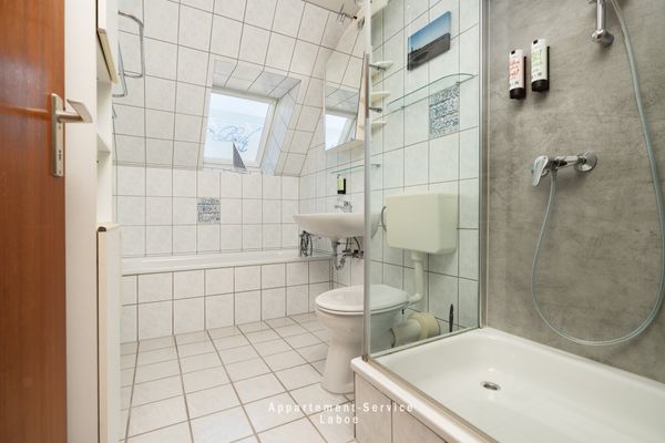  Fewo Lerchenstrasse Laboe - Badezimmer