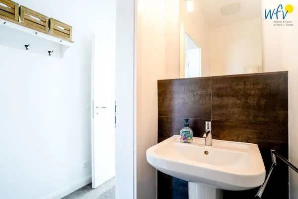 Badezimmer Haus Süderoog Ferienwohnung Vördör