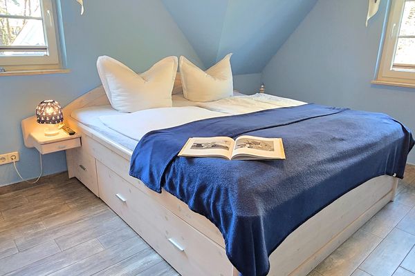  Ferienhaus Küstenzeit – Ihr Refugium in Trassenheide Trassenheide - Bett