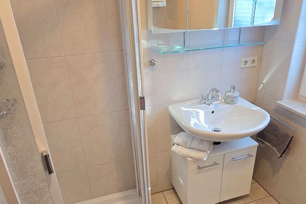  Ferienhaus Küstenzeit – Ihr Refugium in Trassenheide Trassenheide - Gäste-WC