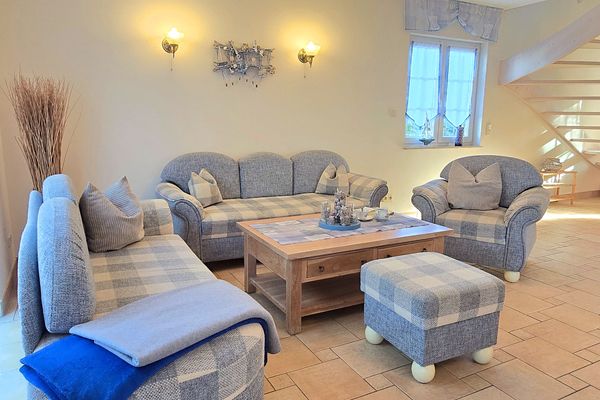  Ferienhaus Küstenzeit – Ihr Refugium in Trassenheide Trassenheide - Wohnzimmer