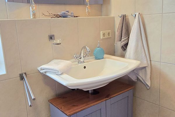  Ferienhaus Küstenzeit – Ihr Refugium in Trassenheide Trassenheide - Badezimmer