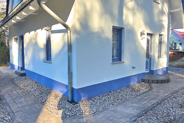  Ferienhaus Küstenzeit – Ihr Refugium in Trassenheide Trassenheide - Fassade / Eingang