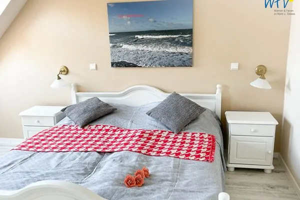 Schlafzimmer Haus Windland Ferienwohnung Boddenblick