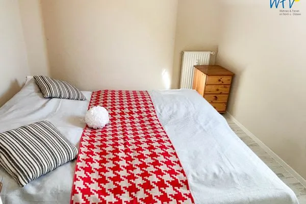 Schlafzimmer Haus Windland Ferienwohnung Boddenblick