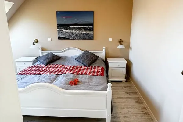 Schlafzimmer Haus Windland Ferienwohnung Boddenblick