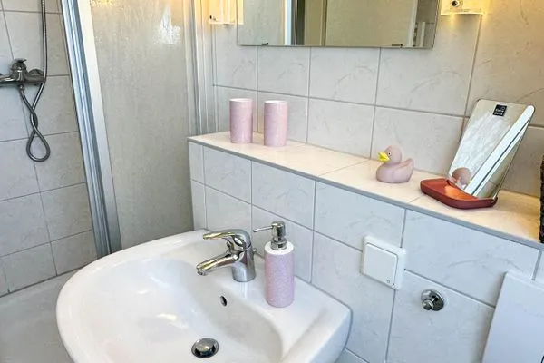 Badezimmer Haus Windland Ferienwohnung Boddenblick