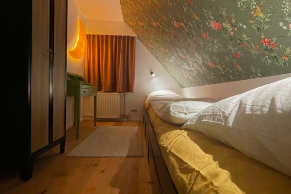  Das Melkmanns Garding - Kleiderschrank