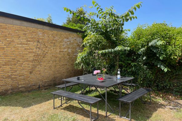  Das Melkmanns Garding - Gartentisch