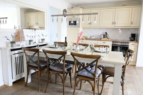 Küche / Küchenzeile  Bundiswung 7, Whg.1, GB7