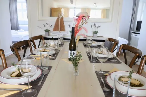 Küche / Küchenzeile  Bundiswung 7, Whg.1, GB7